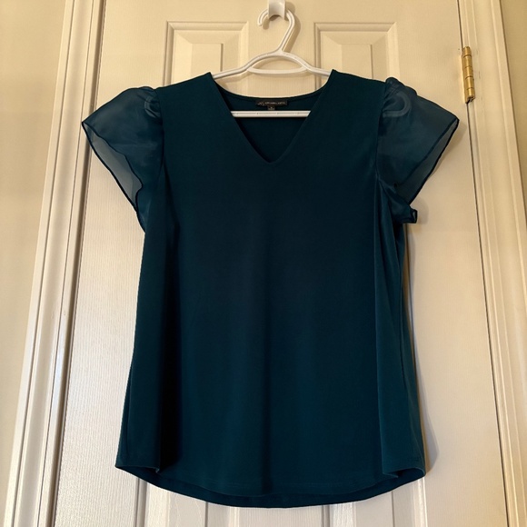 Adrianna Papell Size Medium Teal Flutter Sleeve Top - Picture 1 of 5
